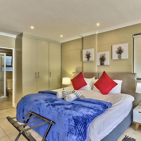 Firmont On Main Apartment Cape Town Luaran gambar
